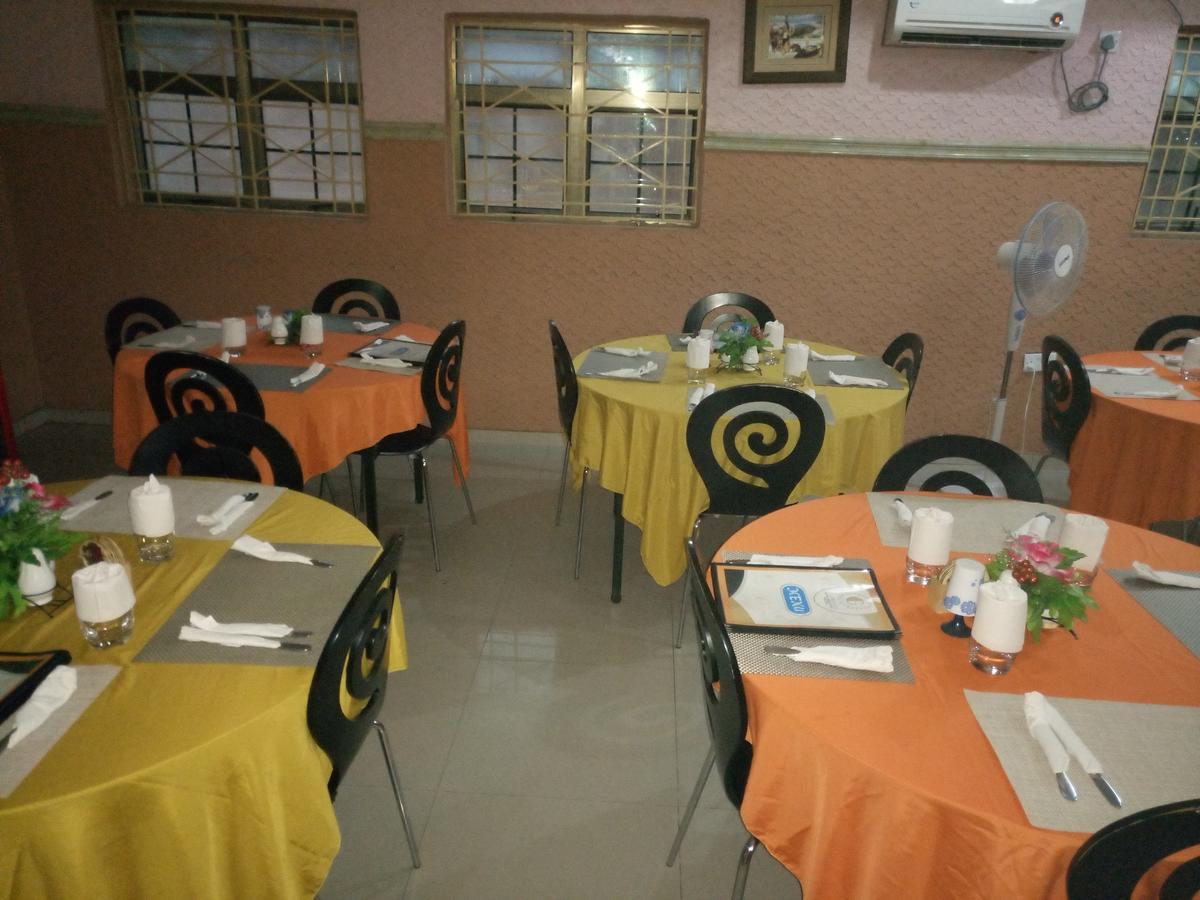 Glorious Hotel & Suites Ikotun Eksteriør bilde