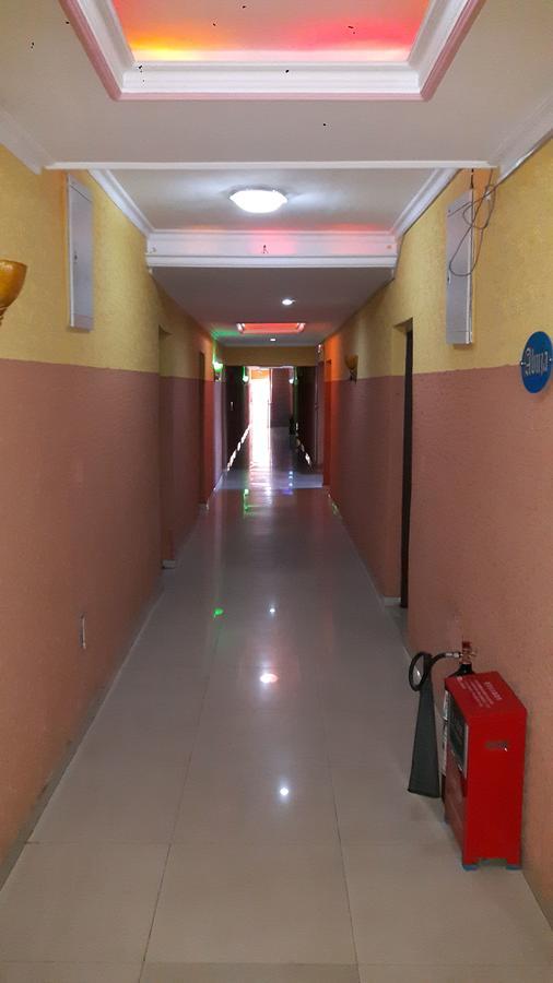 Glorious Hotel & Suites Ikotun Eksteriør bilde